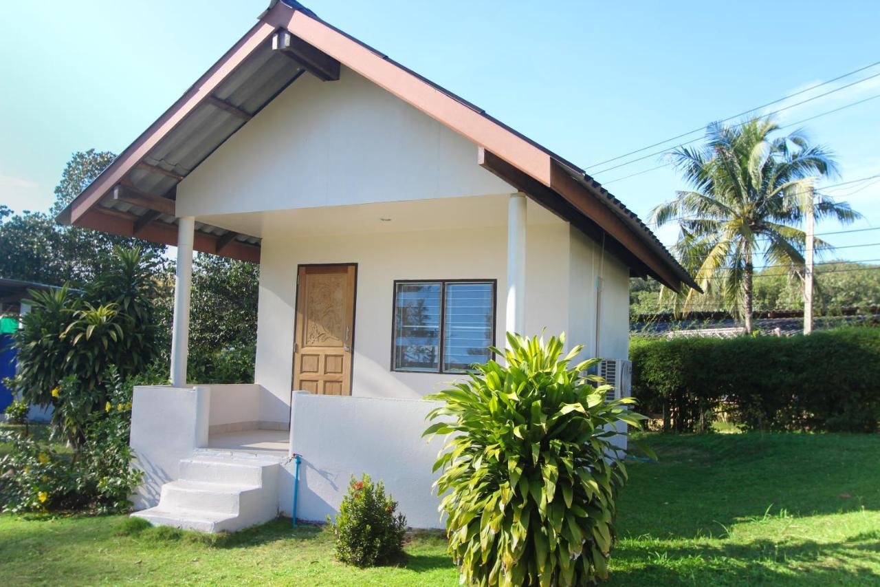 TK Beach Resort Koh Mak Exterior foto