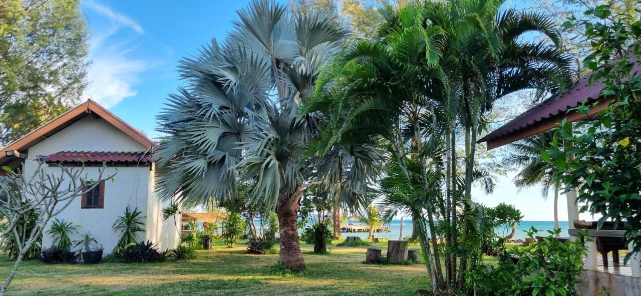 TK Beach Resort Koh Mak Exterior foto