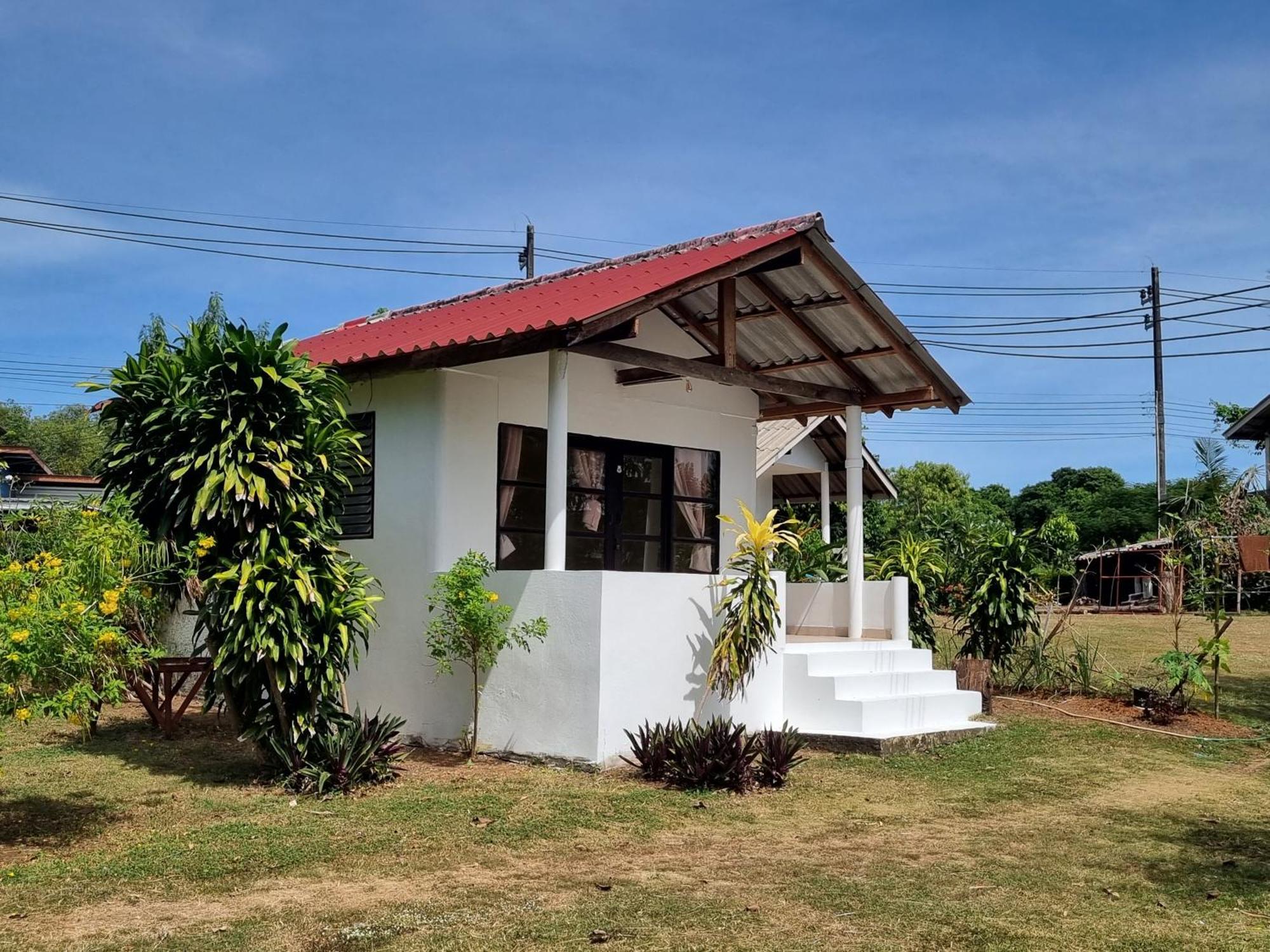 TK Beach Resort Koh Mak Exterior foto